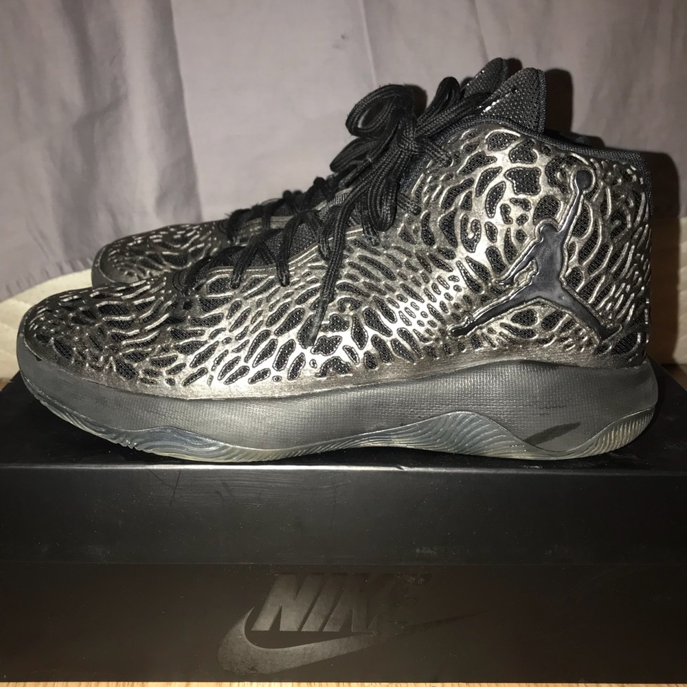 Jordan Ultrafly sneakers